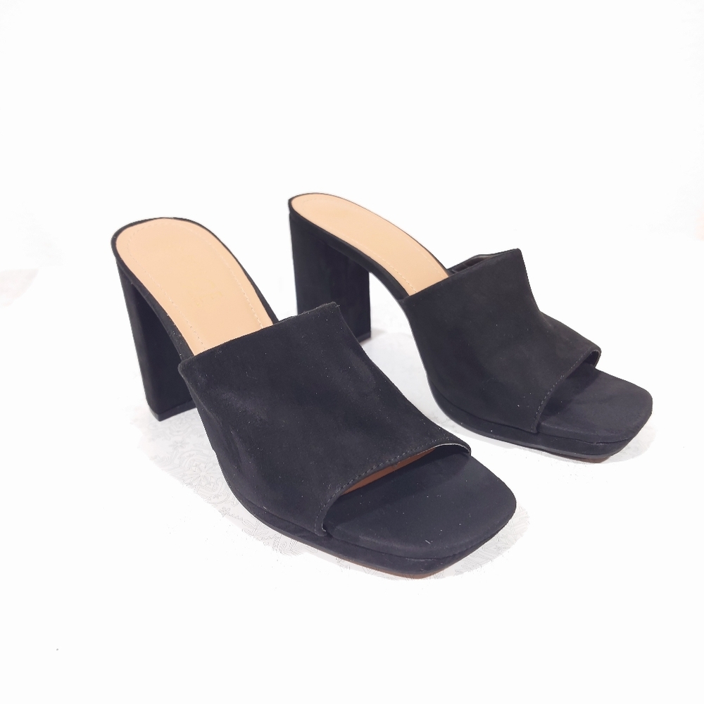 ROUGE Black Suede Block Heel Mules | Size 9